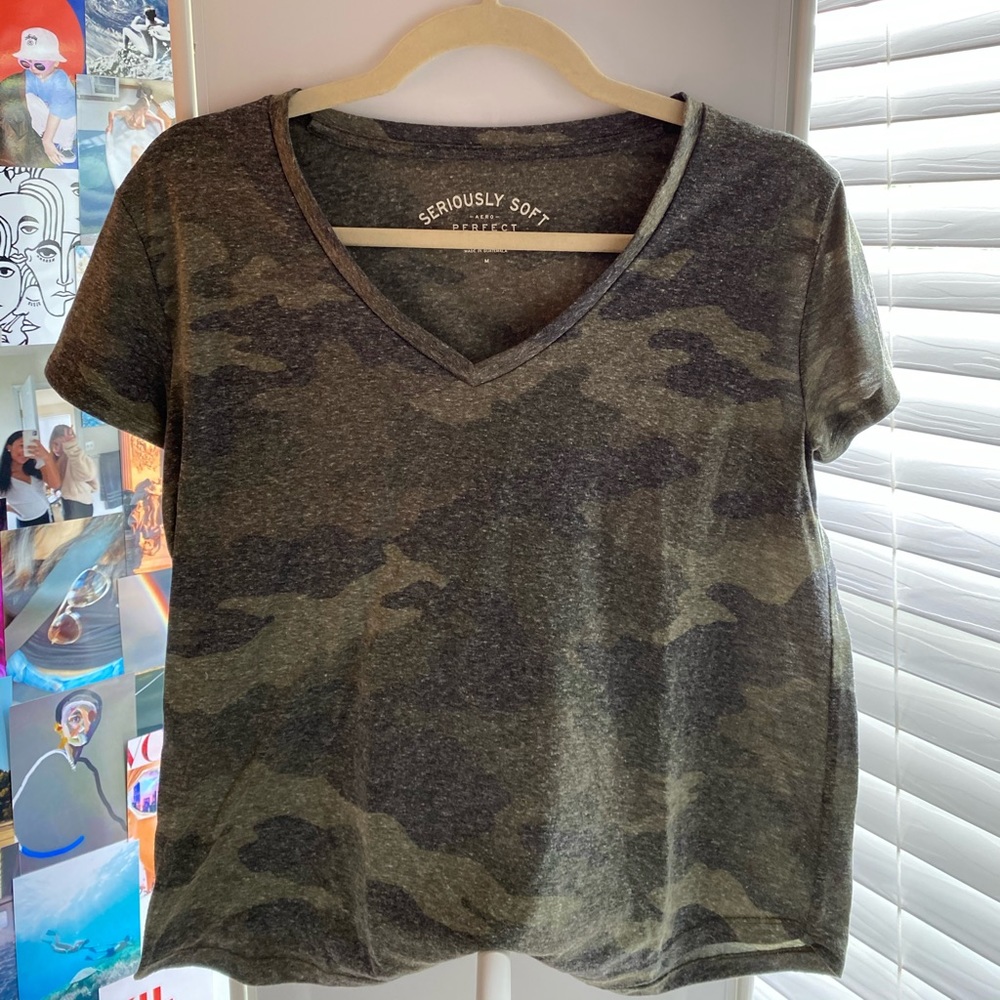 aeropostale camo v neck shirt